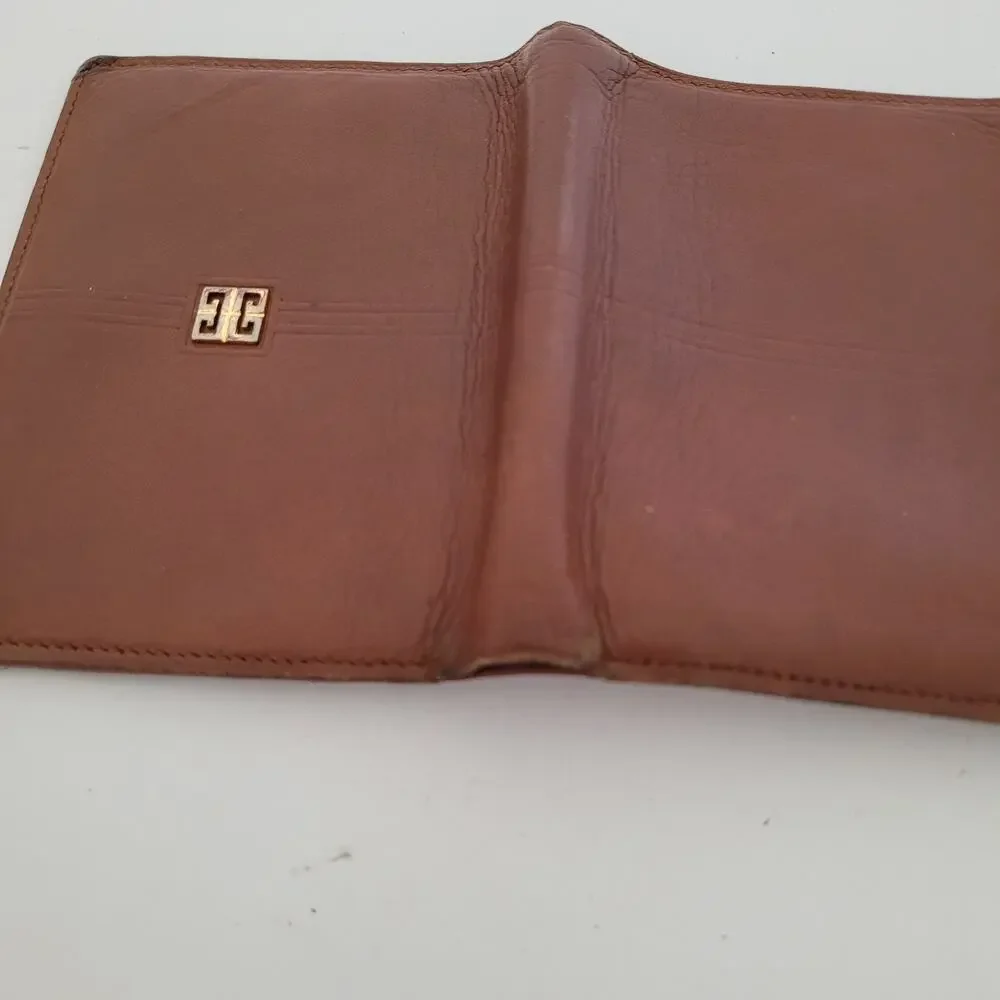 Givenchy Vintage Leather Wallet Brown Leather Bifold Medium Compact‎ Kisslock